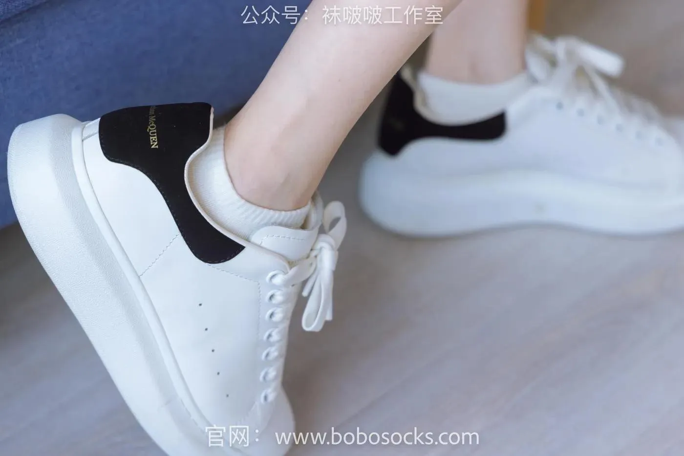 [BoBoSocks袜啵啵]NO.127 稚予-麦昆板鞋、两双自然穿旧棉袜、裸足 [139P]插图5
